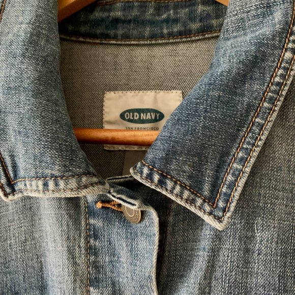 OLD NAVY Medium-Wash Jean Jacket Size L - Picture 2 of 7